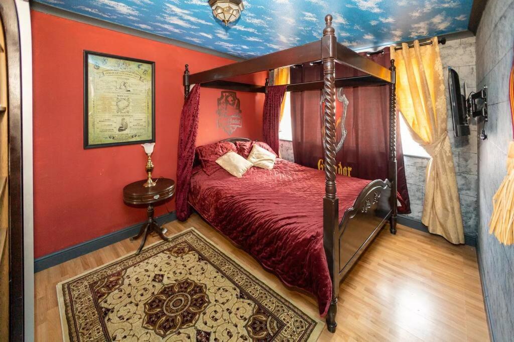 Hogwarts Hideaway Themed Property Γουάτφορντ Εξωτερικό φωτογραφία
