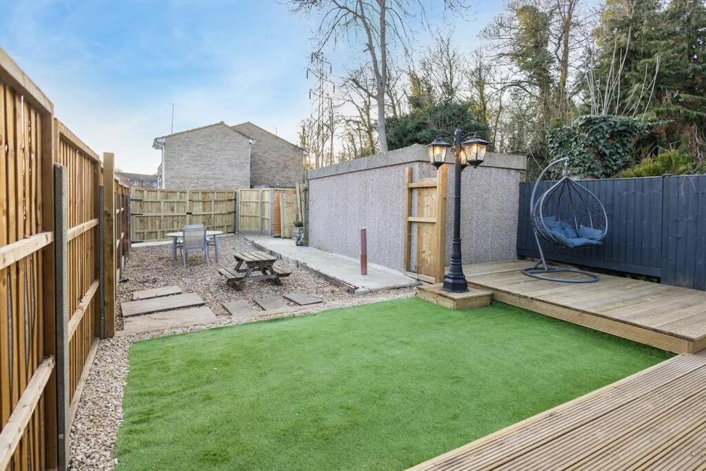 Hogwarts Hideaway Themed Property Γουάτφορντ Εξωτερικό φωτογραφία