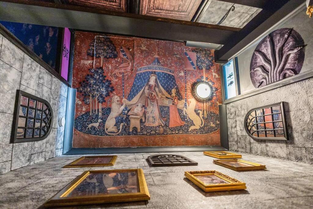 Hogwarts Hideaway Themed Property Γουάτφορντ Εξωτερικό φωτογραφία